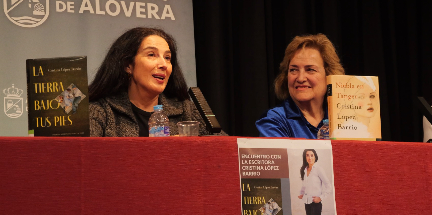 La ganadora del Premio Azorín 2024, Cristina López Barrio, presentó su libro .