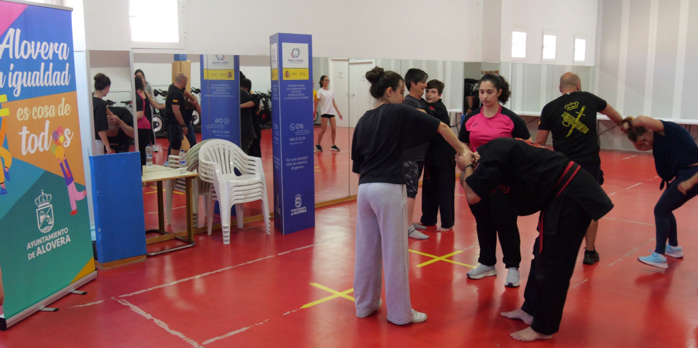 Taller de defensa personal para mujeres
